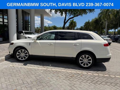Champagne Metallic 2013 Lincoln MKT EcoBoost