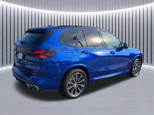2026 BMW X5 M60i