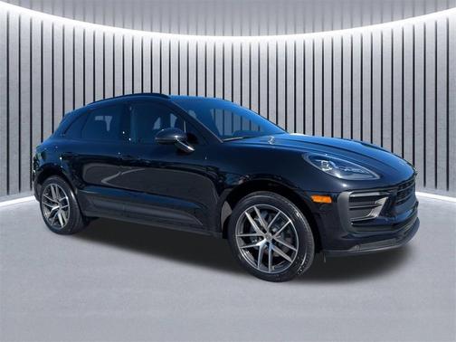 2022 Porsche Macan Base