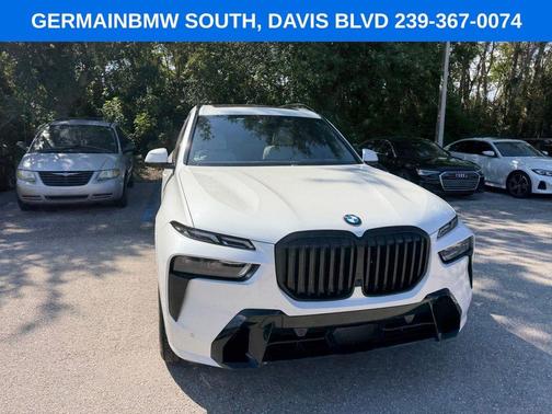 Mineral White Metallic 2023 BMW X7 xDrive40i