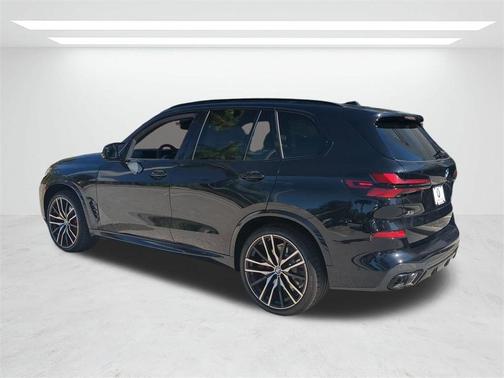 2026 BMW X5 M60i