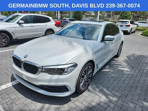 Mineral White Metallic 2019 BMW 530 i