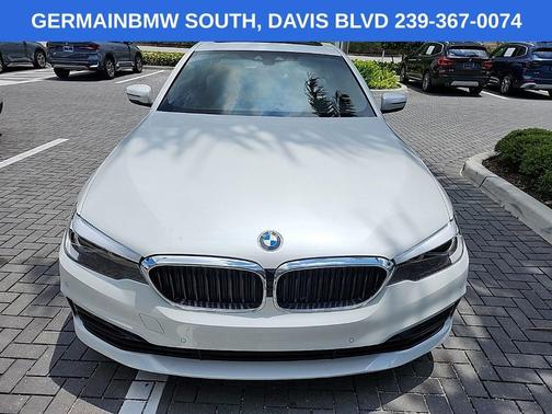 Mineral White Metallic 2019 BMW 530 i