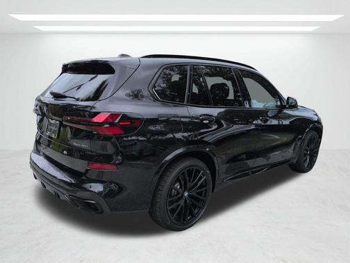Black Sapphire Metallic 2026 BMW X5 xDrive40i