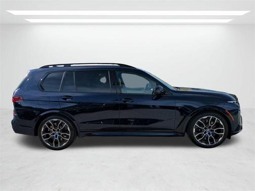 2026 BMW X7 M60i