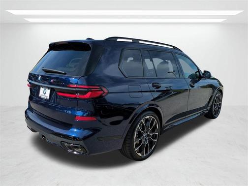 2026 BMW X7 M60i