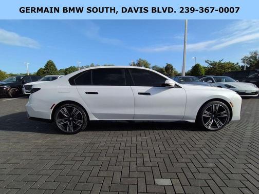 Mineral White Metallic 2025 BMW 760 760i xDrive