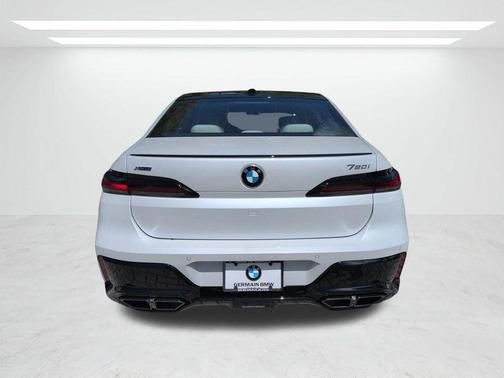 Mineral White Metallic 2026 BMW 760 760i xDrive