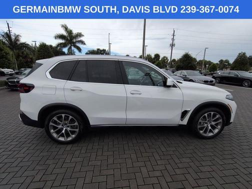 Alpine White 2024 BMW X5 xDrive40i