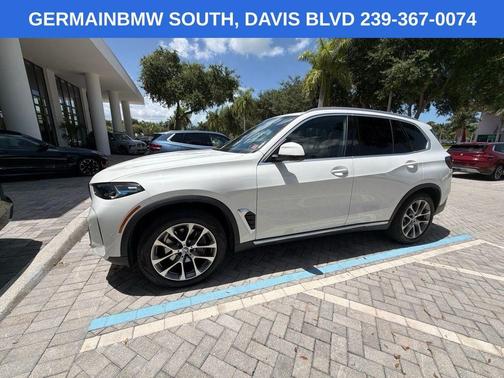 Alpine White 2024 BMW X5 xDrive40i