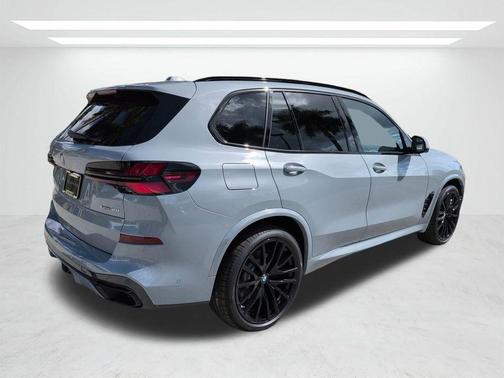 Gray 2026 BMW X5 xDrive40i