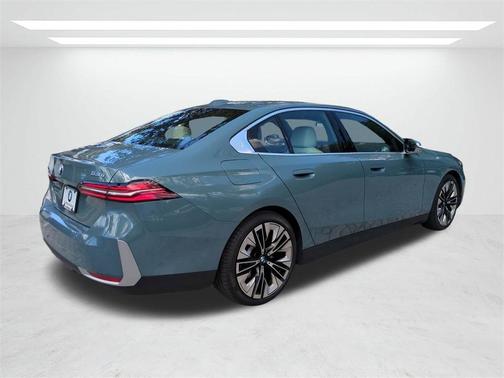 2026 BMW 530 i
