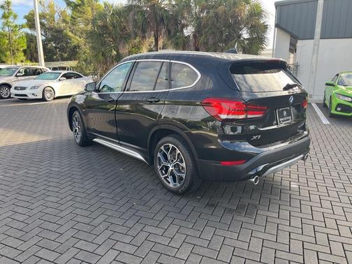 2022 BMW X1 sDrive28i