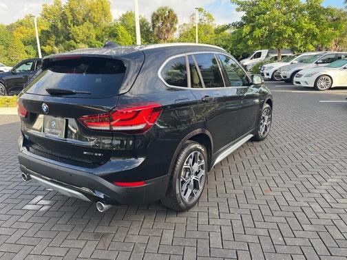 2022 BMW X1 sDrive28i