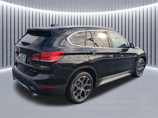 2022 BMW X1 sDrive28i