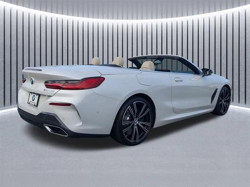 2025 BMW M850 i xDrive