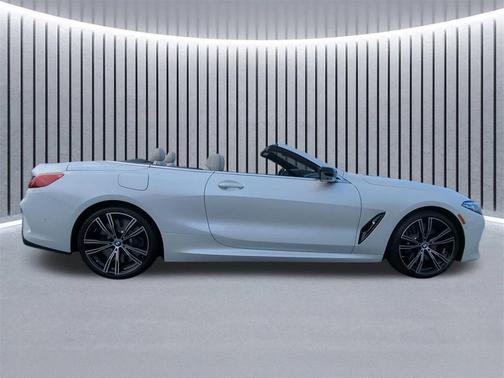 2025 BMW M850 i xDrive