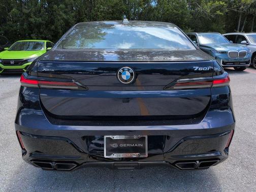 Tanzanite Blue II Metallic 2026 BMW 760 760i xDrive