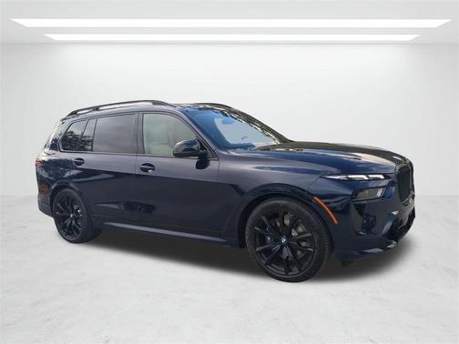 2026 BMW X7 M60i