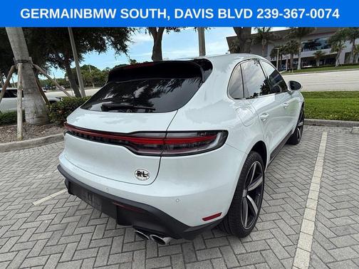 Carrara White Metallic 2022 Porsche Macan S