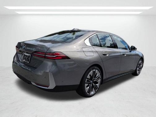 Gray Metallic 2026 BMW 530 i