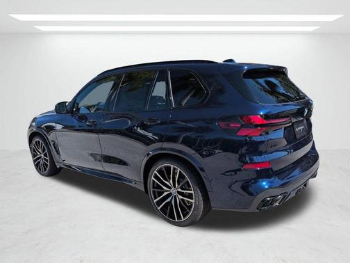 Tanzanite Blue II Metallic 2026 BMW X5 M60i