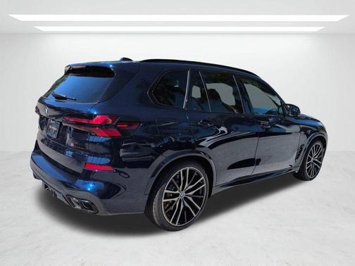 Tanzanite Blue II Metallic 2026 BMW X5 M60i