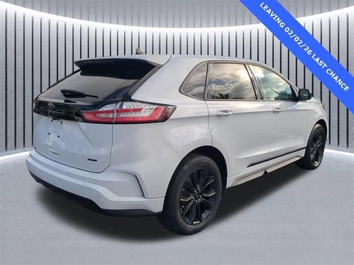 2022 Ford Edge SE