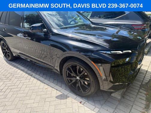 Black Metallic 2024 BMW X7 M60i