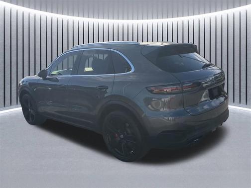 2020 Porsche Cayenne Base