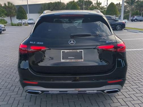 2024 Mercedes-Benz GLC 300 Base 4MATIC