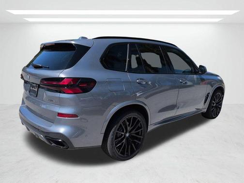 Gray Metallic 2026 BMW X5 sDrive40i