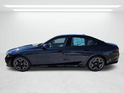 Tanzanite Blue II Metallic 2027 BMW 530 i xDrive