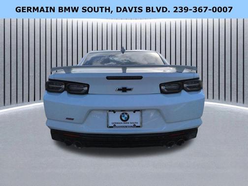 Summit White 2019 Chevrolet Camaro 1SS