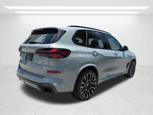 Gray Metallic 2026 BMW X5 xDrive40i