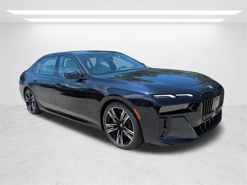 2025 BMW 760 760i xDrive