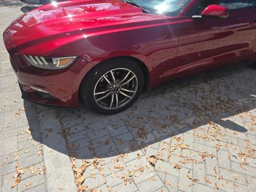 2016 Ford Mustang EcoBoost Premium