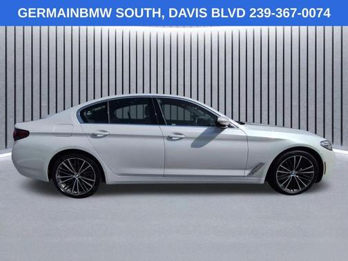 Mineral White Metallic 2023 BMW 540 i xDrive
