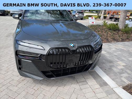 2023 BMW 760 760i xDrive