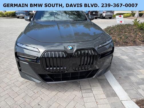 2023 BMW 760 760i xDrive