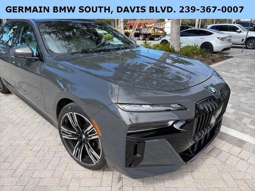 2023 BMW 760 760i xDrive