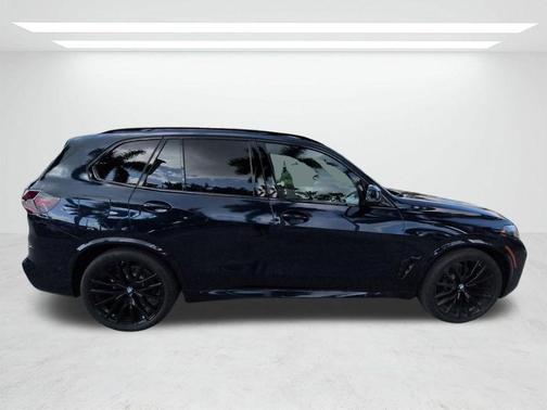 Tanzanite Blue II Metallic 2026 BMW X5 xDrive40i