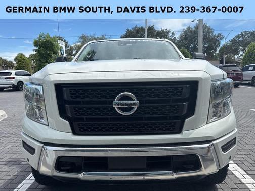 2021 Nissan Titan SV
