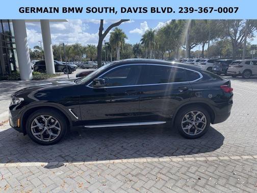2023 BMW X4 xDrive30i