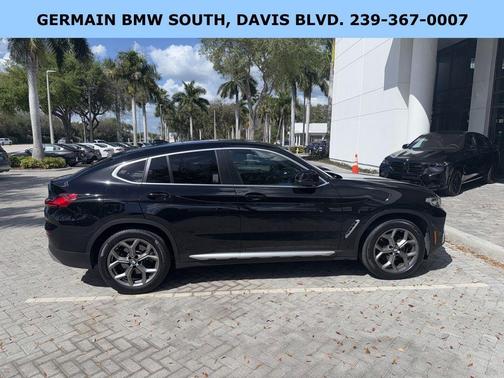 2023 BMW X4 xDrive30i