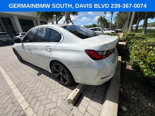 Mineral White Metallic 2024 BMW 330 i