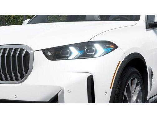 Mineral White Metallic 2026 BMW X5 xDrive40i