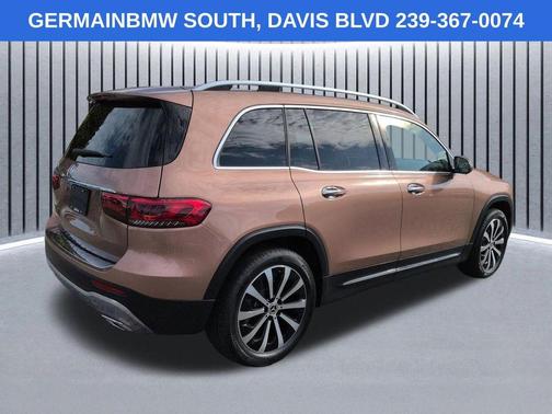 Bronze 2023 Mercedes-Benz GLB 250 Base