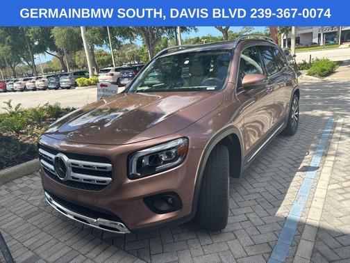 Bronze 2023 Mercedes-Benz GLB 250 Base