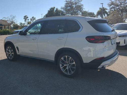 2026 BMW X5 sDrive40i